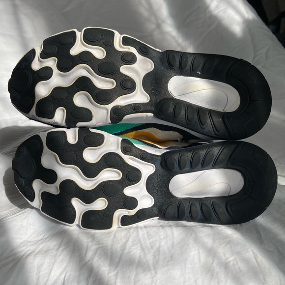 Nike Air Max 270 React Phantom Multi Color GS - Picture 4 of 8